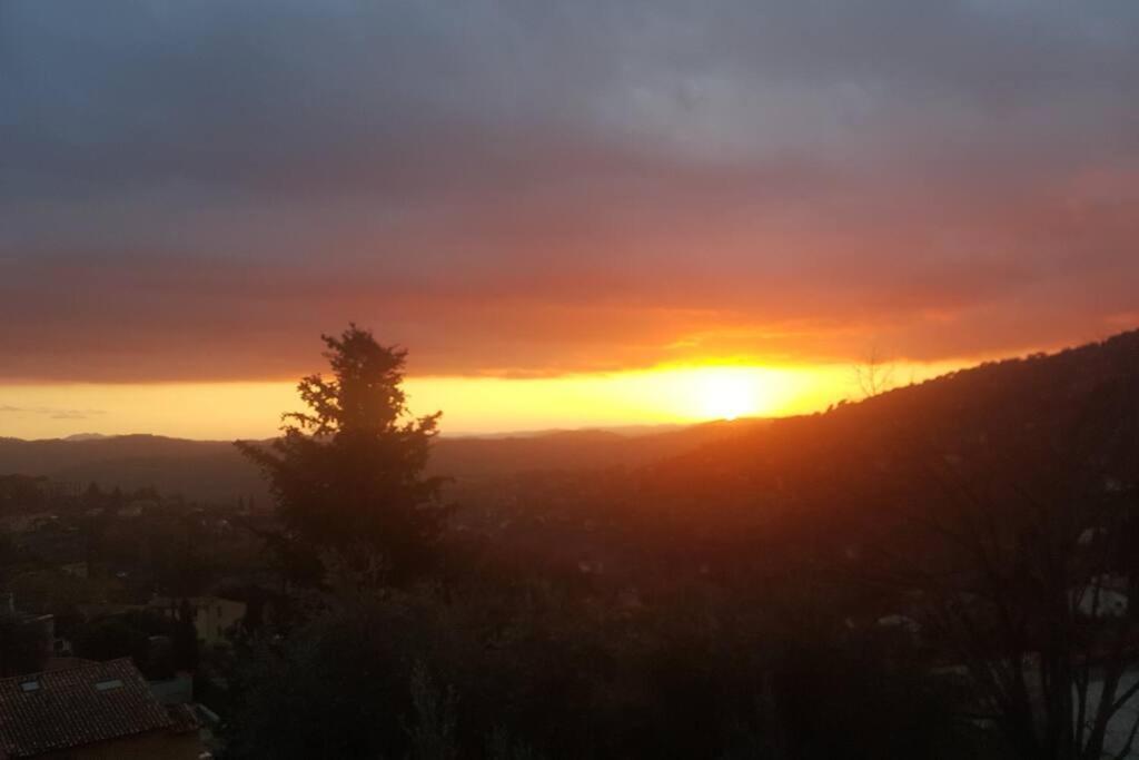 Apartament De 1 A 6 Avec Terrasse Solarium, Vue Panoramique Et Parking Gratuit Grasse Zewnętrze zdjęcie
